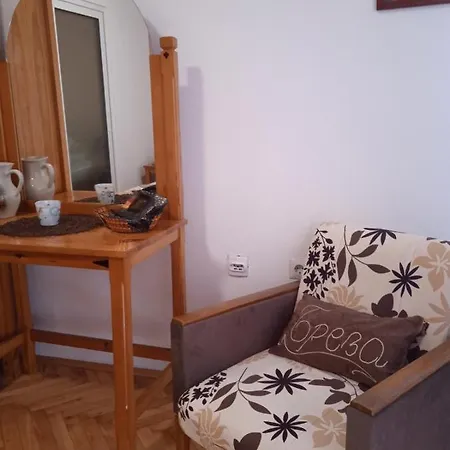 Apartment Breza *